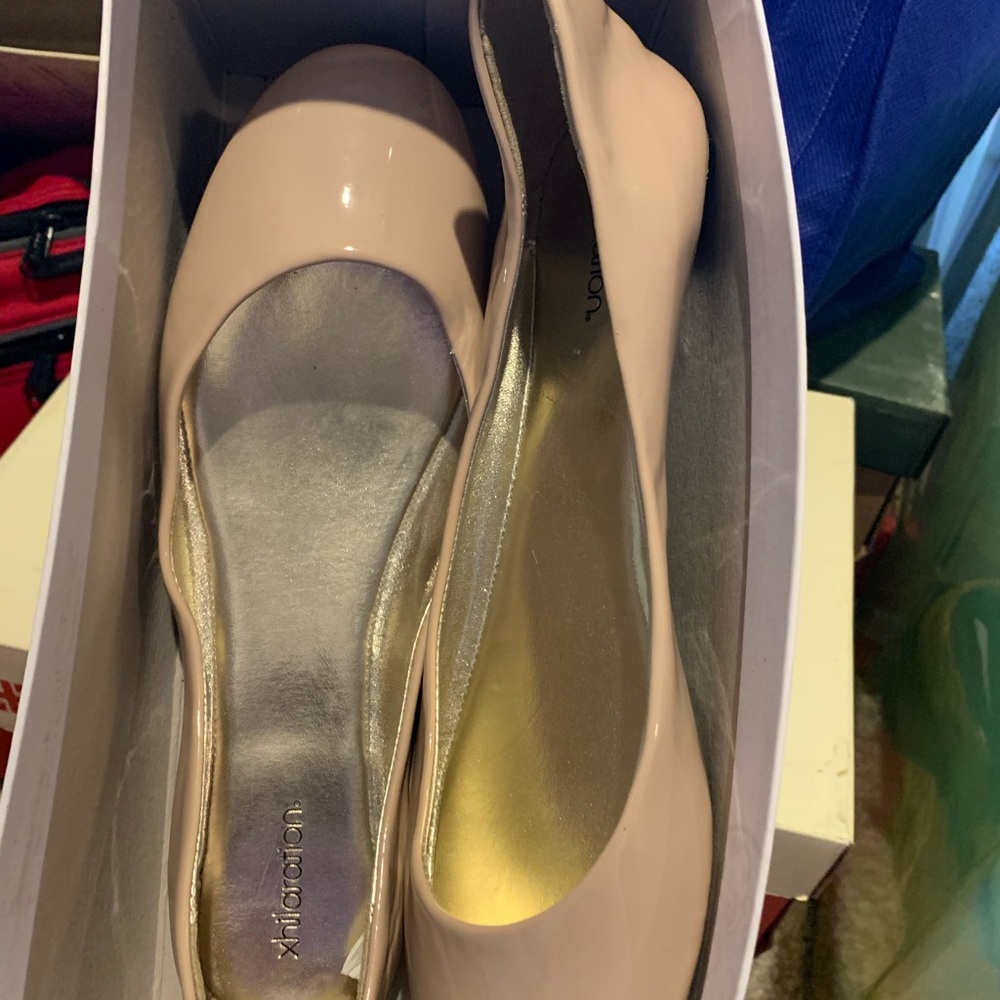 Shae Flats - Xhilaration in shade “Blush” size 8